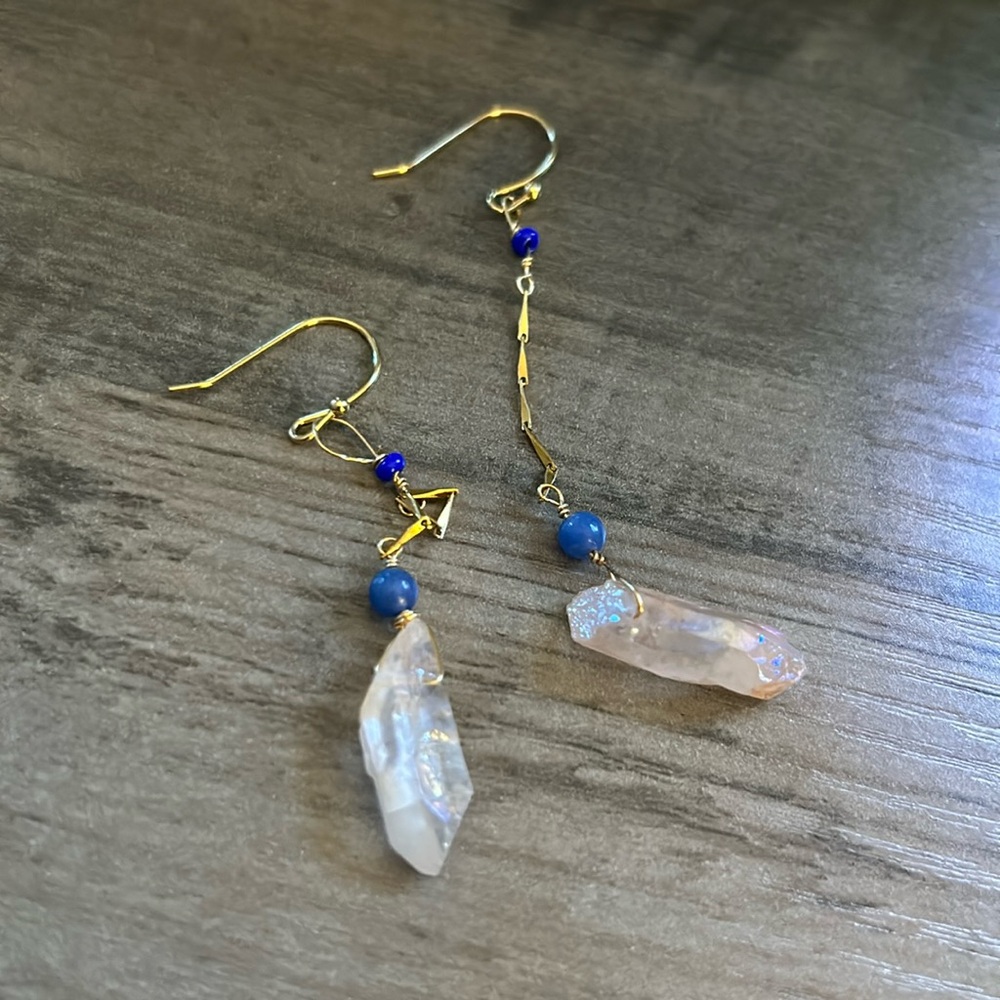 Elegant Quartz and Lapis dangle Earrings